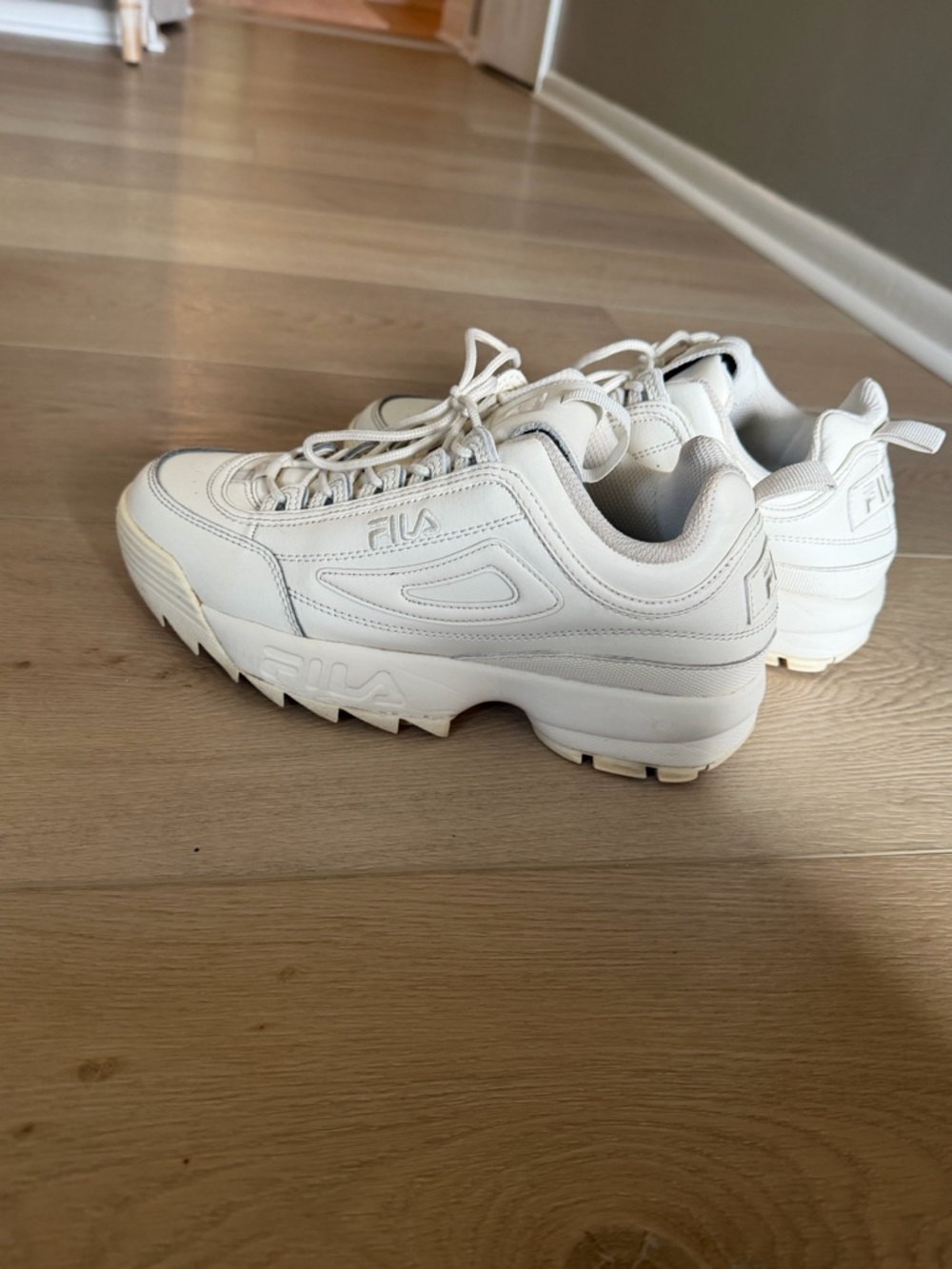 Fila Disruptor Women's White Chunky Sneakers